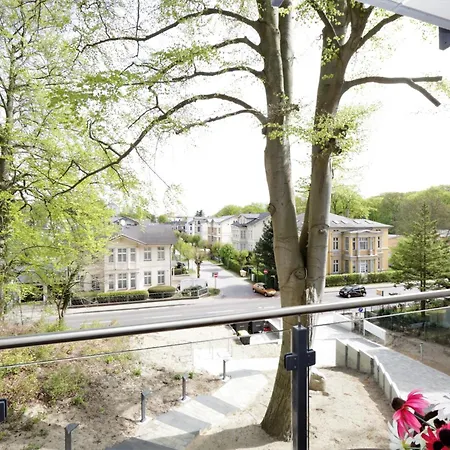 Brise Haus Maxim App 04 *